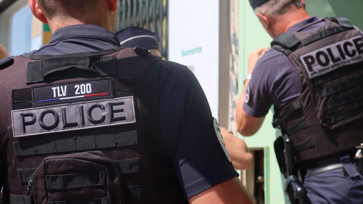 Un adolescent humilié après avoir osé défendre son honneur