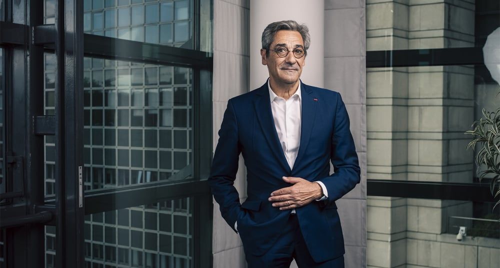 Serge Papin déchu du dossier Auchan : un tournant pour le ministre du Commerce