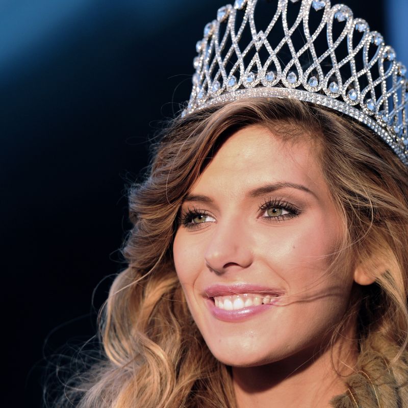Camille Cerf, marraine des Miss : un soutien essentiel pour la lauréate 2026