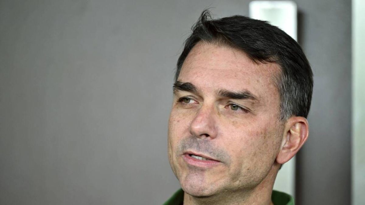 Flavio Bolsonaro envisage une sortie négociée de la course à la présidence