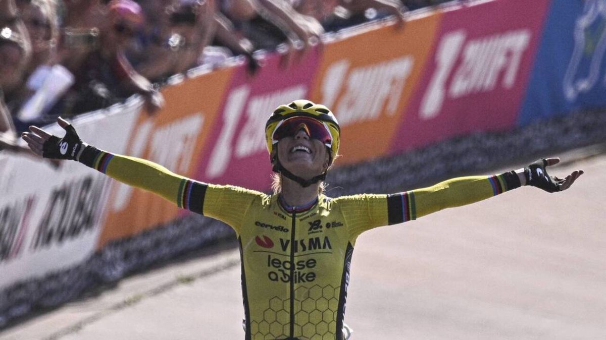 La course féminine de Paris-Roubaix s'invite au grand défilé de 2026