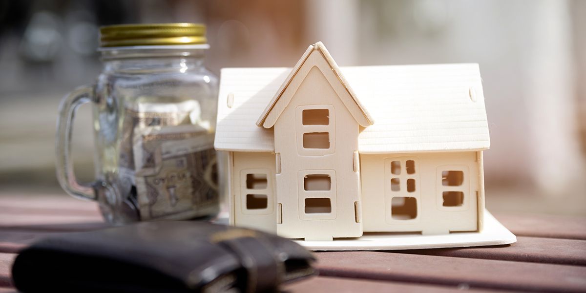 Investir entre valeurs mobilières et immobilières : un choix stratégique