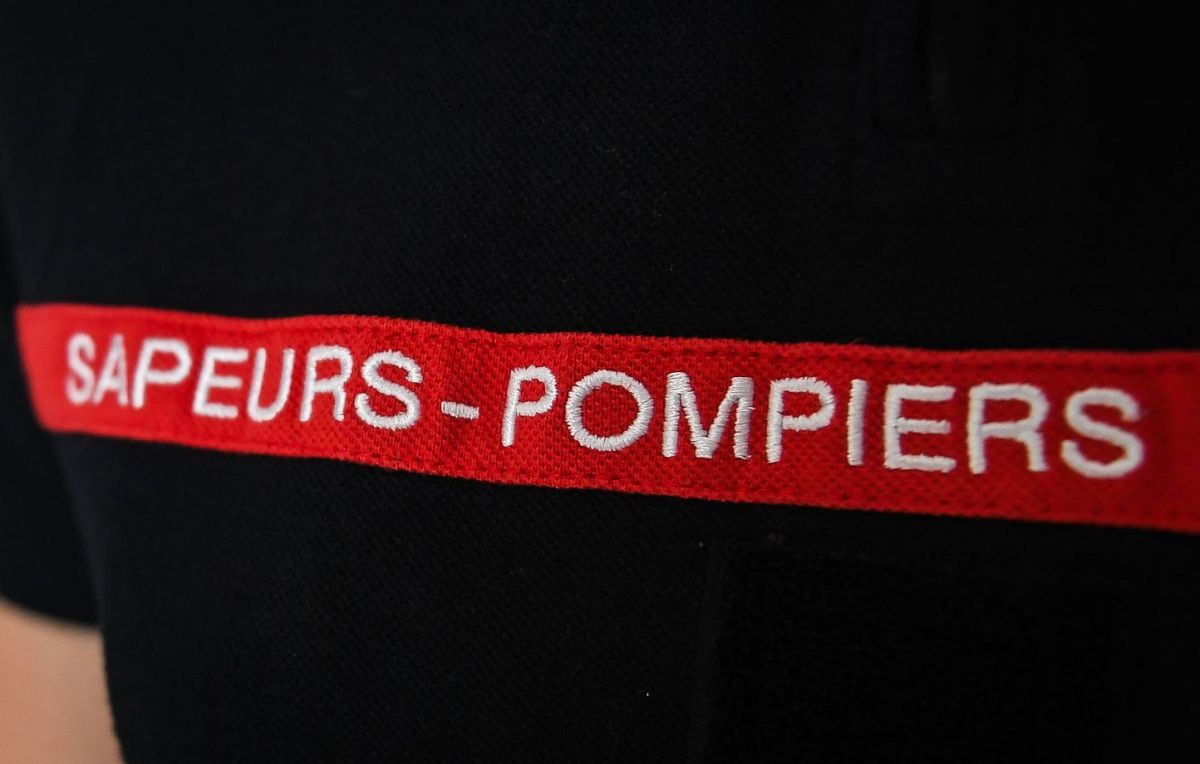 Une chute spectaculaire d'une voiture depuis un pont à Montluçon