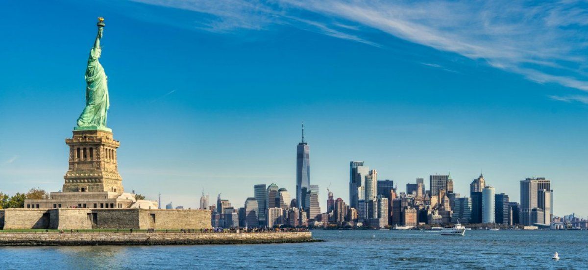 Vers un contrôle renforcé des réseaux sociaux pour les touristes aux États-Unis ?