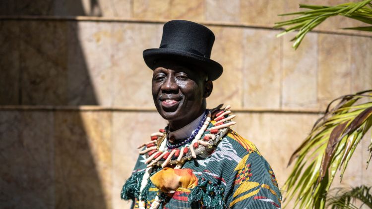 Un roi nigérian attaque Shell pour pollution : un procès historique en vue