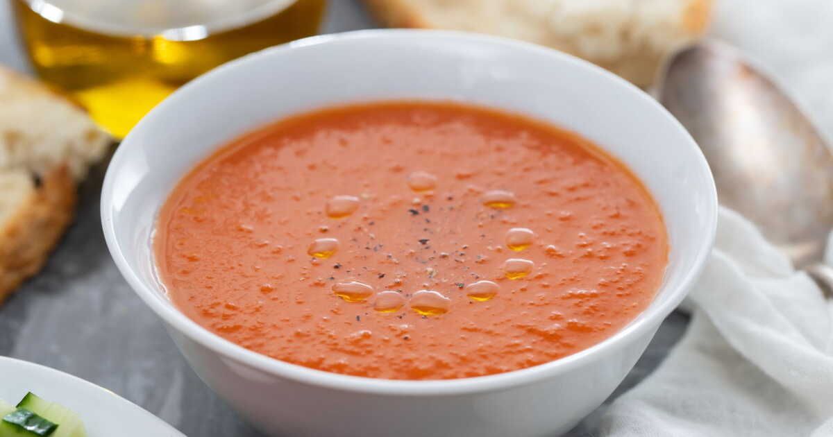 Plongez dans l'été avec le gaspacho original de Cyril Lignac