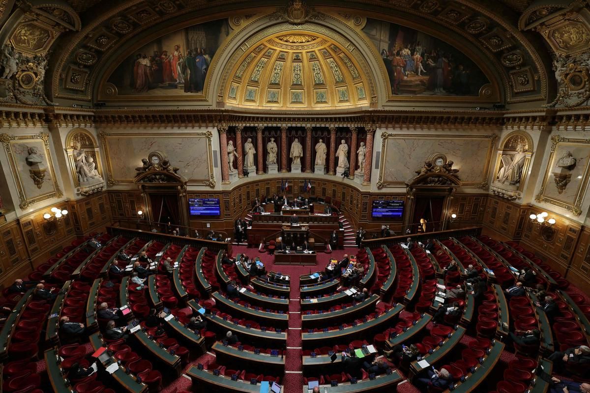 Le Sénat réduit le budget du plan France 2030 : une décision contestée par le gouvernement