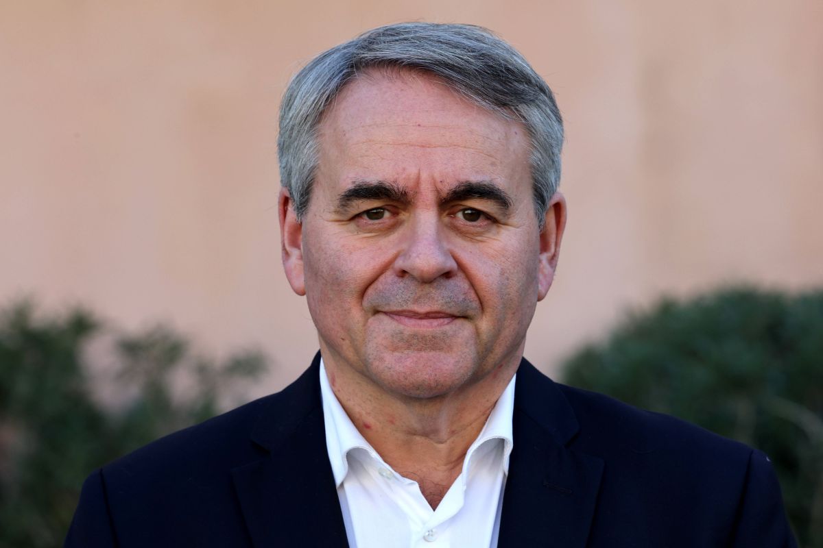 Xavier Bertrand défend l'audiovisuel public face aux critiques de la commission d'enquête