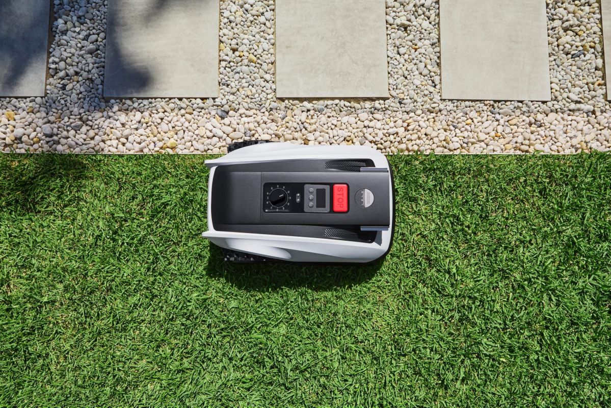 Test de la tondeuse robot ECOVACS GOAT O800 RTK : une nouvelle ère pour l'entretien du jardin