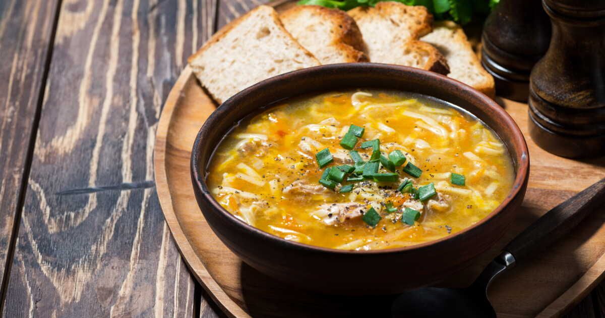 Savourez l'automne avec ces soupes de pâtes réconfortantes