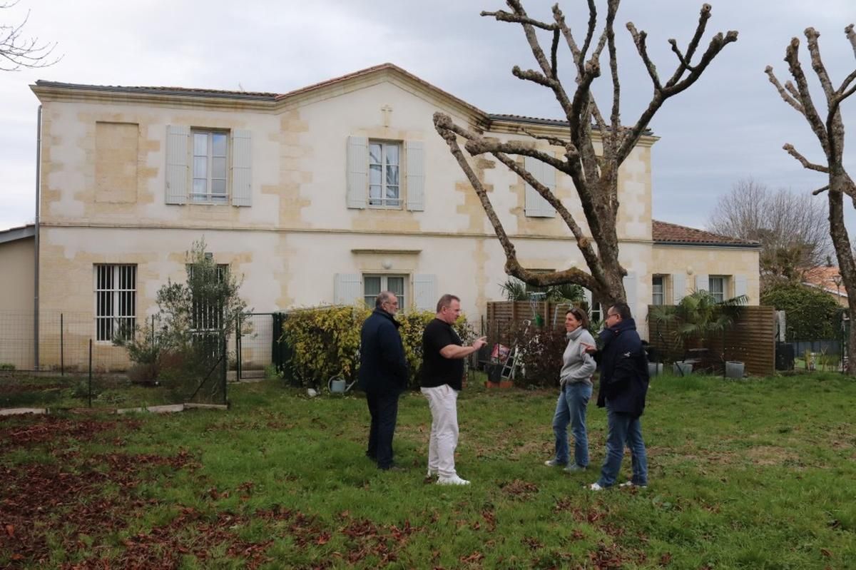 Un presbytère au cœur de la discorde à Tresses : débat entre tradition et modernité