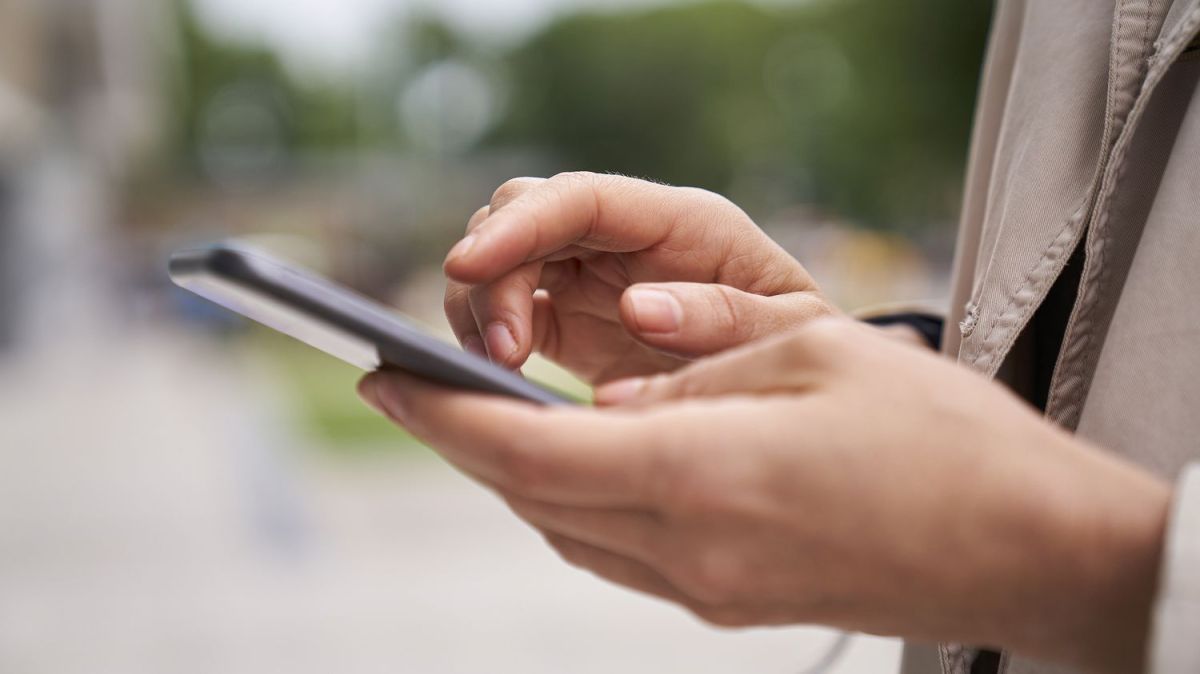 Attention aux fausses infos : les rumeurs de 2026 inquiètent les utilisateurs