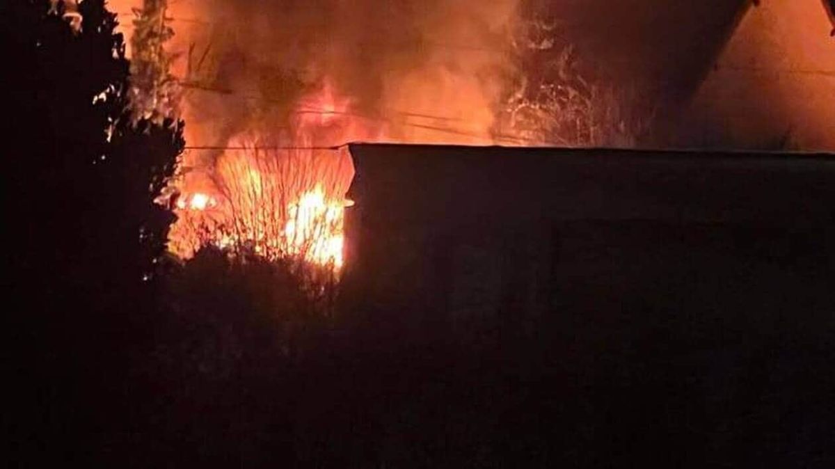 Un feu dévastateur ravage le Mans : près de 50 pompiers mobilisés en pleine nuit