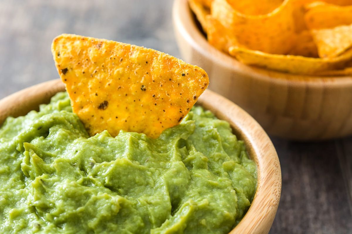 Remplacez l'avocat par le petit pois pour un guacamole écolo et savoureux