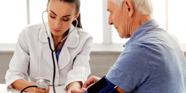 Choisir la mutuelle santé senior idéale : guide pratique