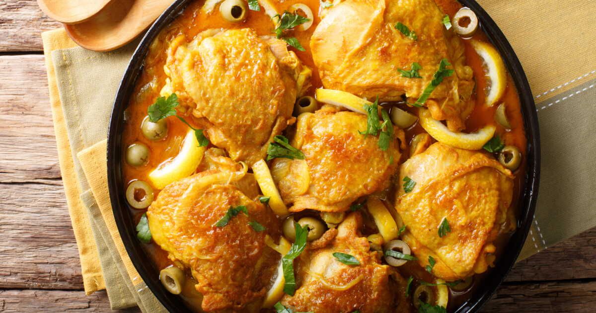 Découvrez la recette gourmande du poulet aux olives et ses frites maison