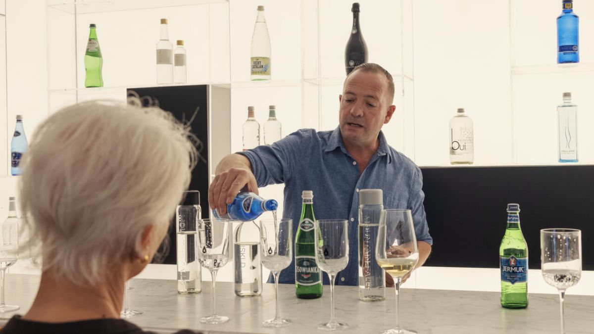 Découverte inédite à Stellenbosch : des dégustations d'eaux minérales au coeur des vins