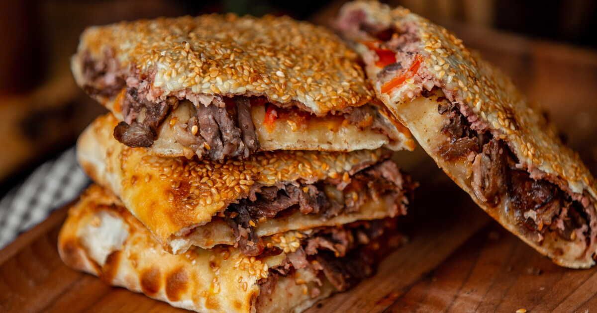 Découvrez la recette irrésistible des arayes, petits joyaux de la cuisine libanaise