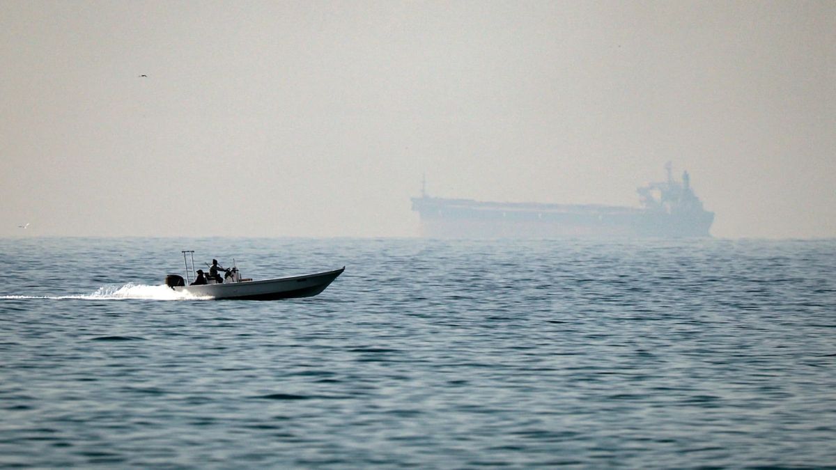 Les enjeux du détroit d'Ormuz : un blocage sans précédent du commerce maritime mondial