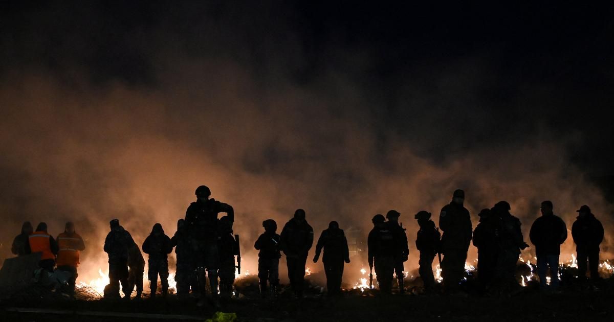 Enquête en cours après le crash d'un avion militaire bourré de billets en Bolivie