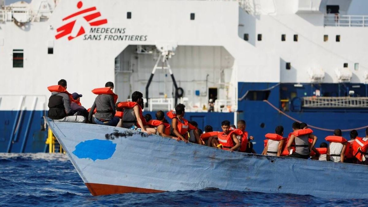 MSF attaque un groupe d'extrême droite britannique pour diffamation après une agression