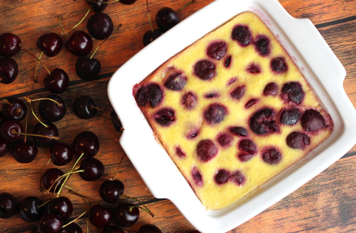 Flan de quinoa à la banane et fruits rouges : recette gourmande