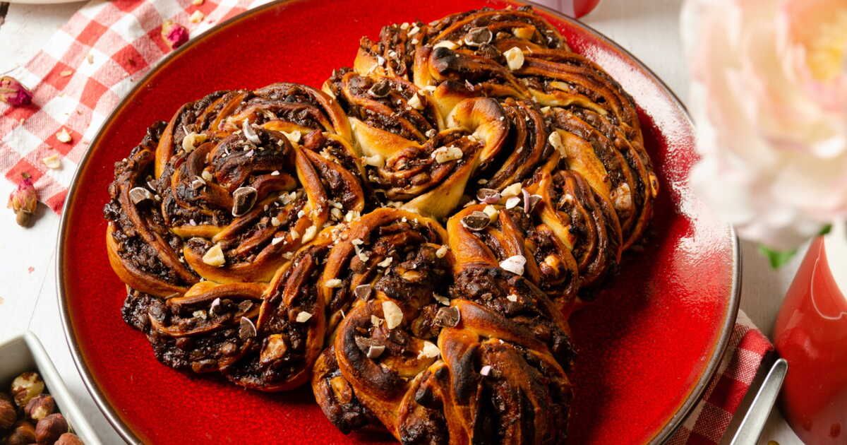 Un délice chocolaté pour la Saint-Valentin : la babka aux lentilles confites