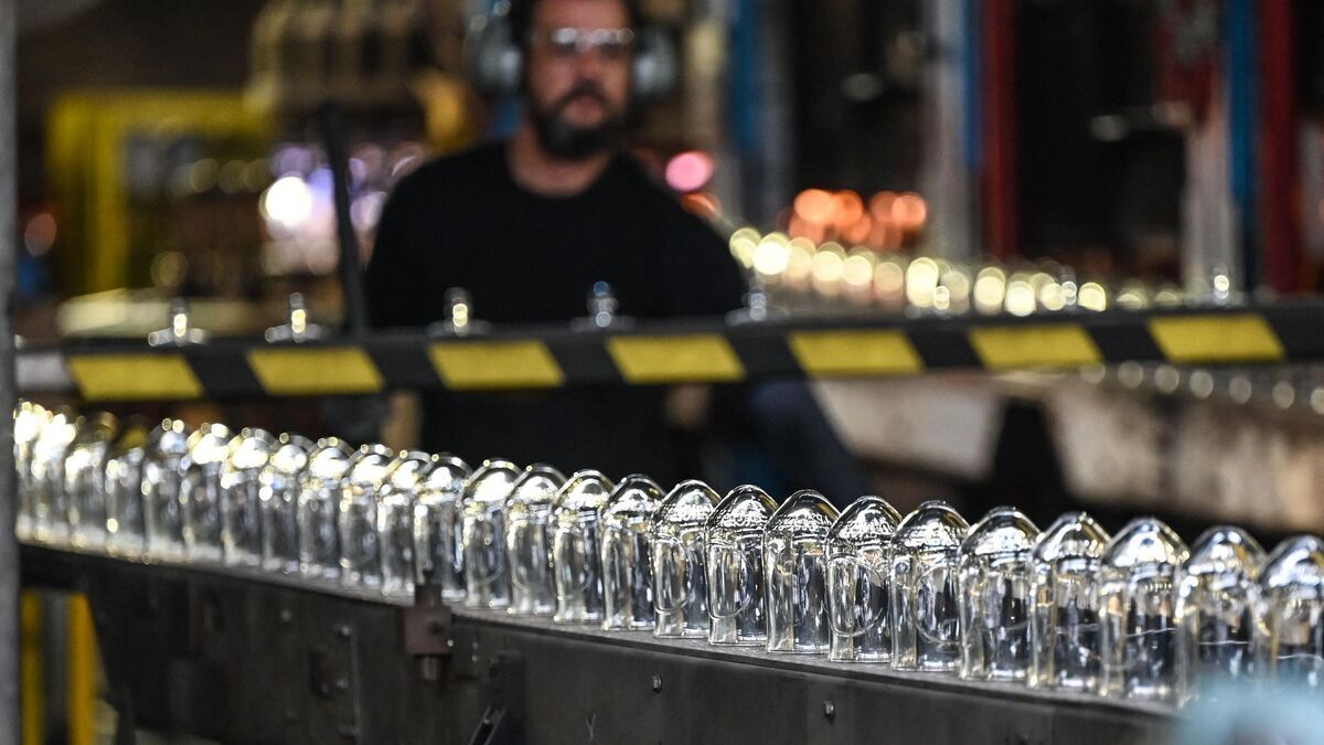 Reprise de verrerie Arc : Timothée Durand à la manœuvre malgré 700 suppressions de postes