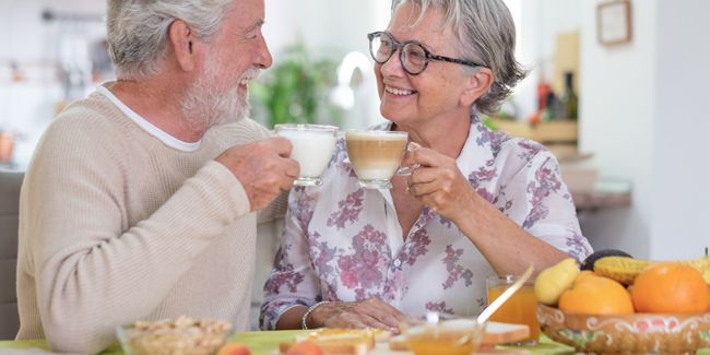 Le petit-déjeuner parfait : bien démarrer sa journée sans se ruiner la santé