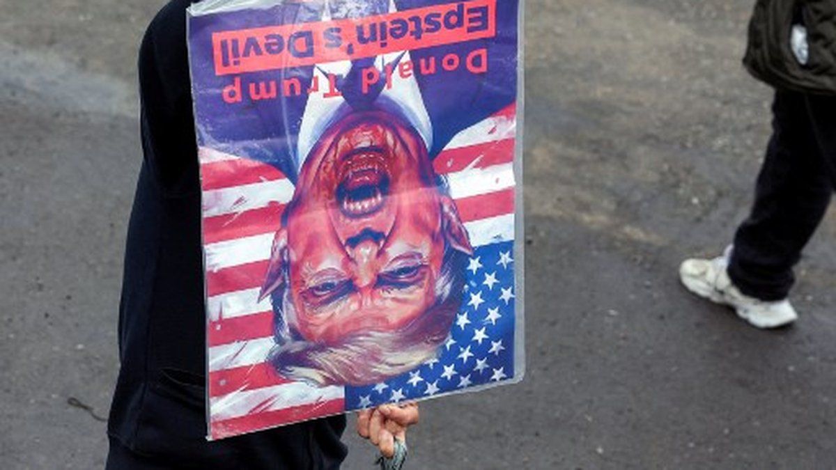 Des victimes d'Epstein portent plainte contre Trump et Google pour violation de la vie privée