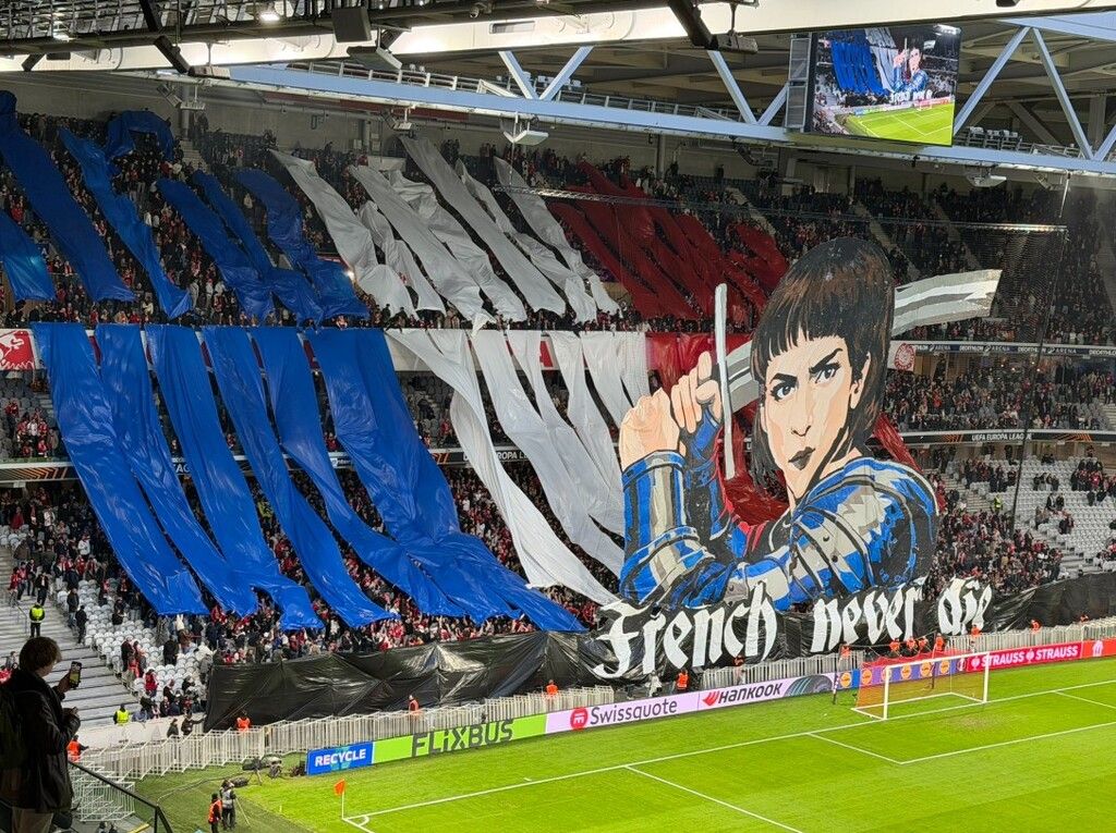 Le tifo lillois de Jeanne d’Arc face à l’UEFA : une sanction inattendue