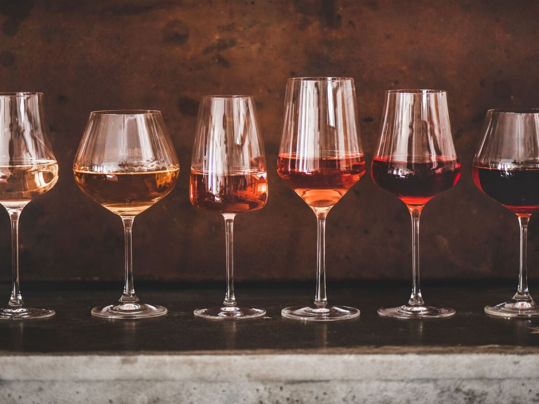 Tout savoir sur les vins naturels : entre mythes et réalités