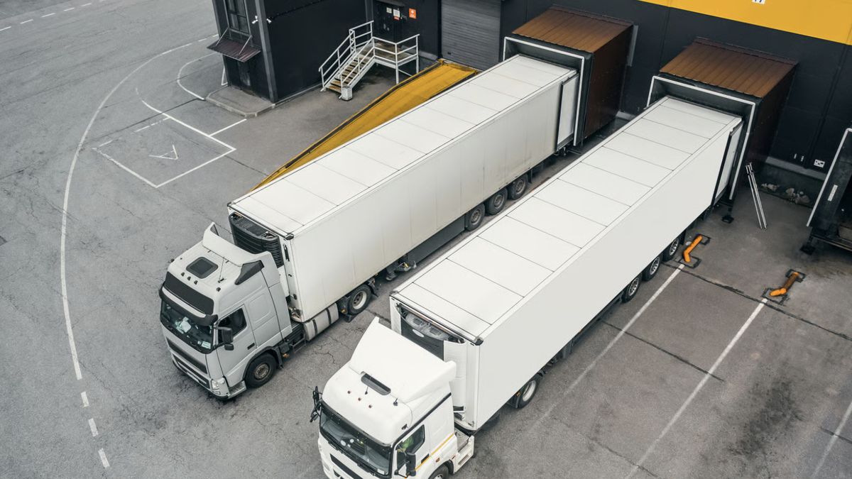 Tragédie sur le site logistique : un jeune chauffeur perd la vie écrasé par son camion