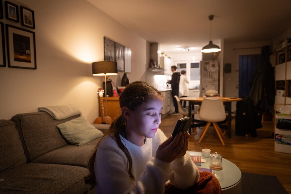 Le Sénat avance l'interdiction des réseaux sociaux pour les moins de 15 ans