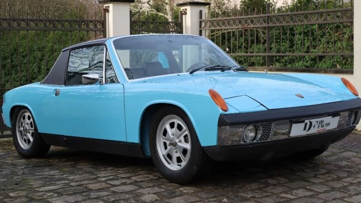 Une Porsche 914 unique attire tous les regards aux enchères