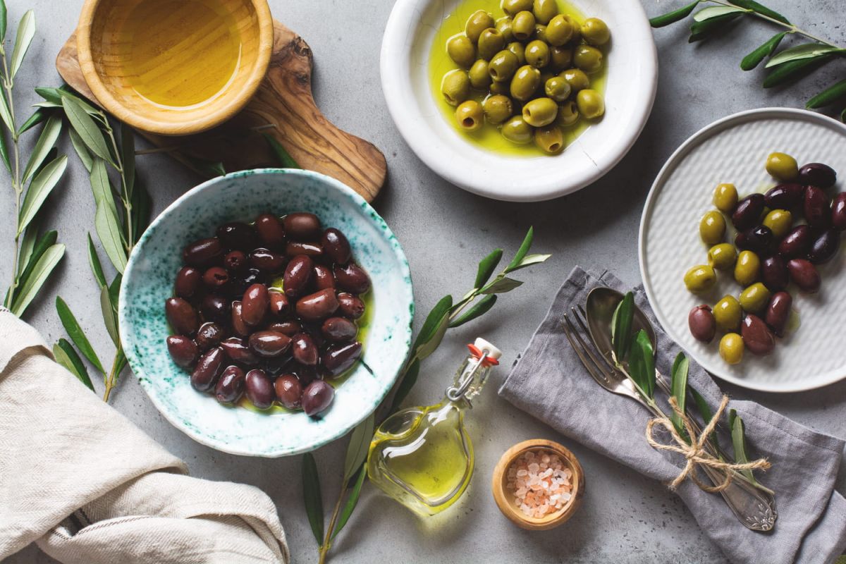 Olives noires et vertes : découvrez leurs véritables différences