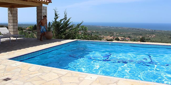 Gérer sa piscine en période de sécheresse : conseils pratiques