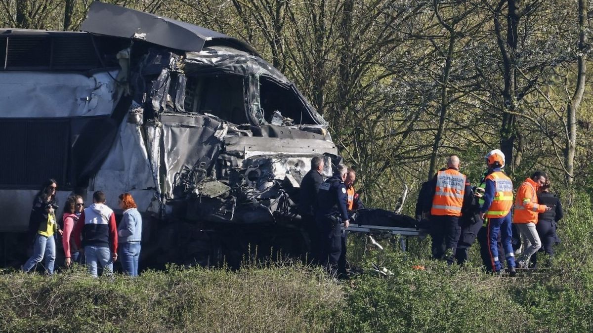 Accident tragique : un TGV percuté par un poids lourd dans le Pas-de-Calais