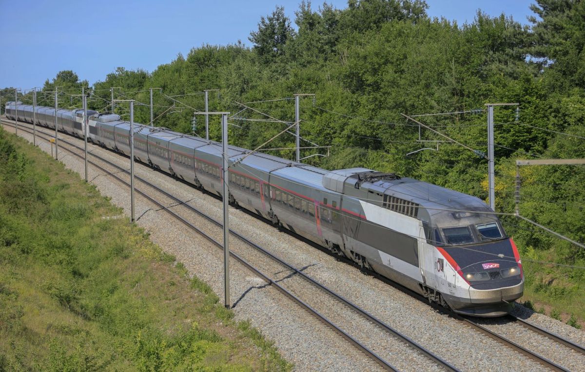 tragédie dans le pas-de-calais : un conducteur de tgv perd la vie dans une collision