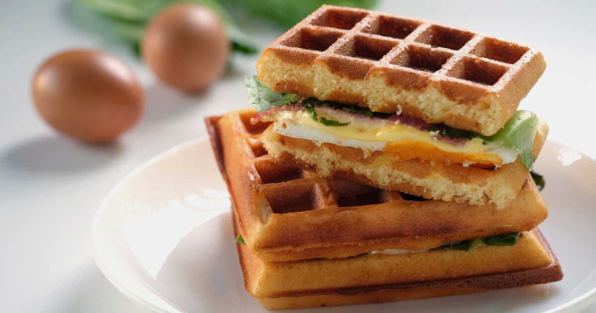 Des gaufres croque-monsieur pour un repas rapide et savoureux