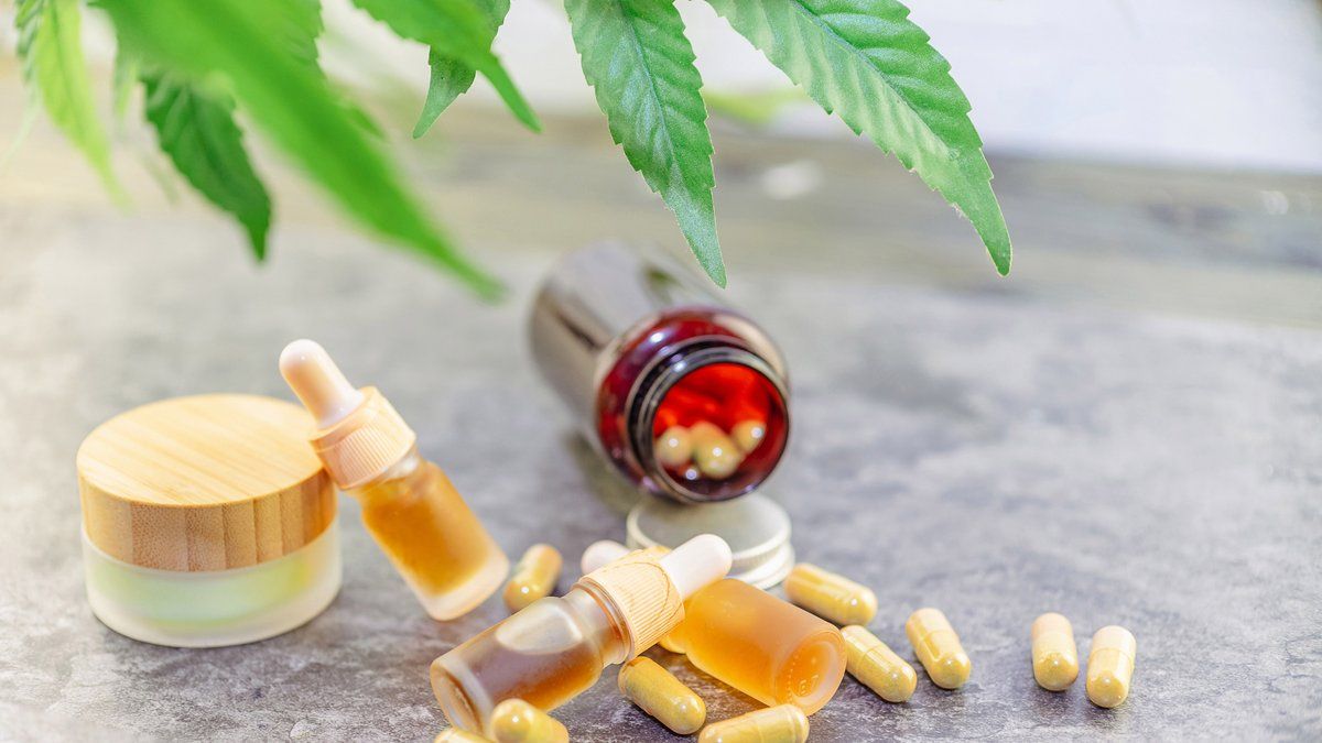 La révolution du CBD : la France s’apprête à interdire huiles, bonbons et tisanes