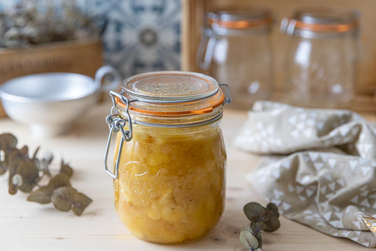 la compote de pommes maison, un délice à conserver en bocal