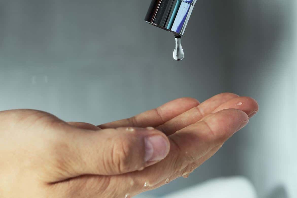 Des astuces pratiques pour réduire votre consommation d'eau au quotidien