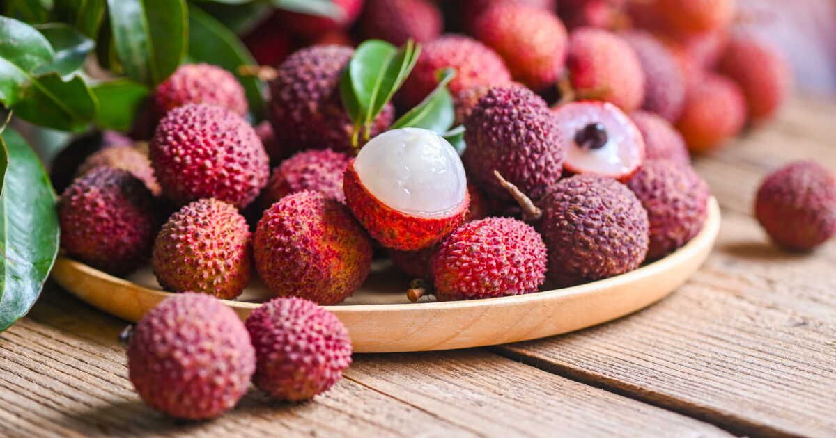 Découvrez l'astuce infaillible pour choisir des litchis sucrés en magasin