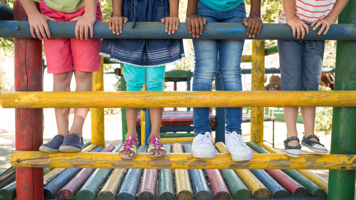 un enfant de 7 ans gravement blessé après une chute à l'école