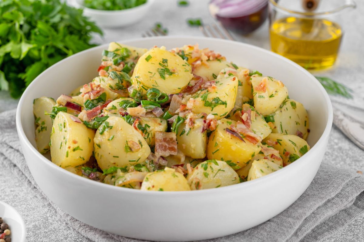 redécouvrez la salade de pommes de terre avec une astuce étonnante