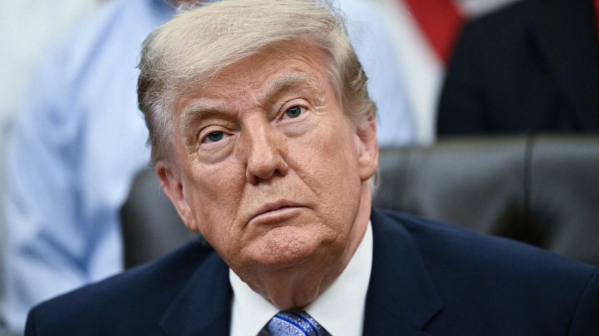 Donald Trump repousse la signature d'un décret crucial sur l'intelligence artificielle