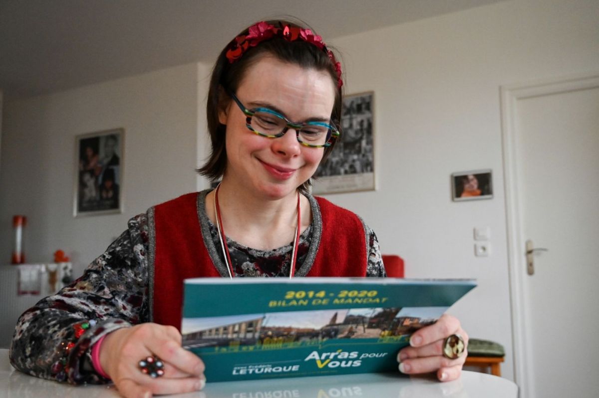 Éléonore Laloux porte plainte après une vidéo insultante sur son handicap