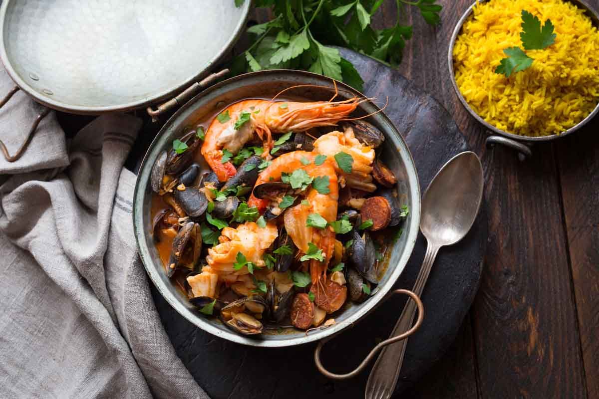 Marmite de la mer poisson & fruits de mer, riz basmati au curcuma