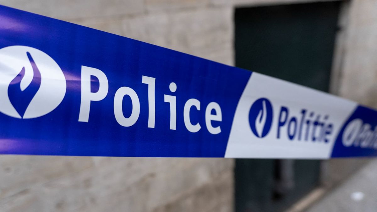 Un incendie industriel à Tubize : évacuations et mesures d'urgence en place